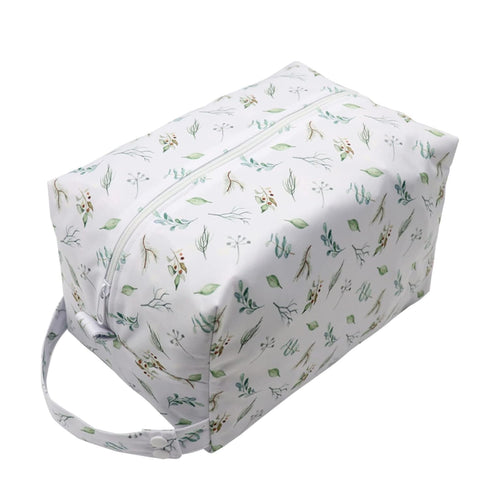GANYKQ Reusable Cloth Diaper Wet Dry Bags Large Hanging with Buttons for Cloth