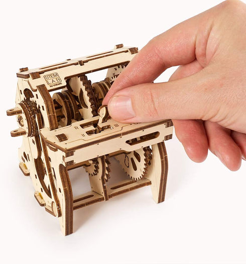 UGEARS STEM Gearbox Model Kit - Creative Wooden Model Kits for Adults, Teens & Children, DIY Mechanical Science