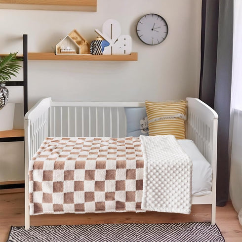 FIGEPO Soft Black and White Checkered Baby Blankets for Unisex Girls or Boys Breathable Gender Neutral Nursery Double