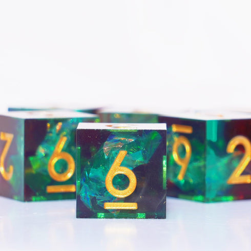 6PCS 16mm D6 Resin Dice Set for DND Dungeons and Dragons Role Playing Game (Green + Red)