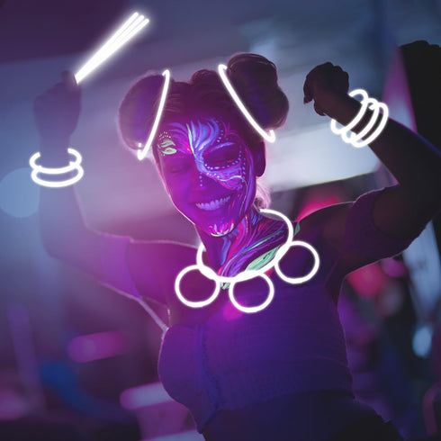 500 PCS White Glow Stick Bracelets Necklaces 8" Glowsticks Bulk Glow in The Dark Party Supplies for Halloween