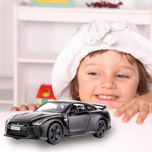 BDTCTK 1/36 Scale GTR R35 Supercar Model Toy - Zinc Alloy Die-Cast Pull Back Vehicle for Kids 4-6 Years Old (Black)