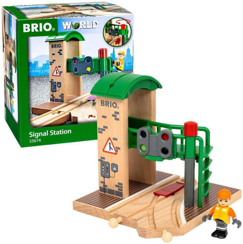 Brio World 33674 - Signal Station | 2-Piece Interactive Wooden Toy Train Accessory | Ideal for Kids Ages 3 and Up | FSC-Certified Wood