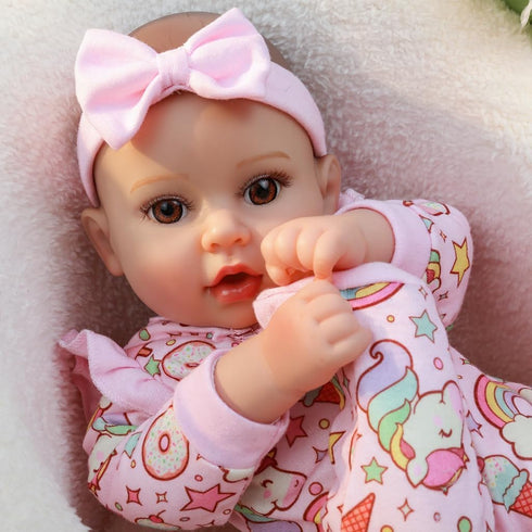17 Inches 3+ GOAROY Baby Dolls, Large Realistic Baby Doll with Cute Soft Body, Real Life Baby Dolls Girl, with Bottles