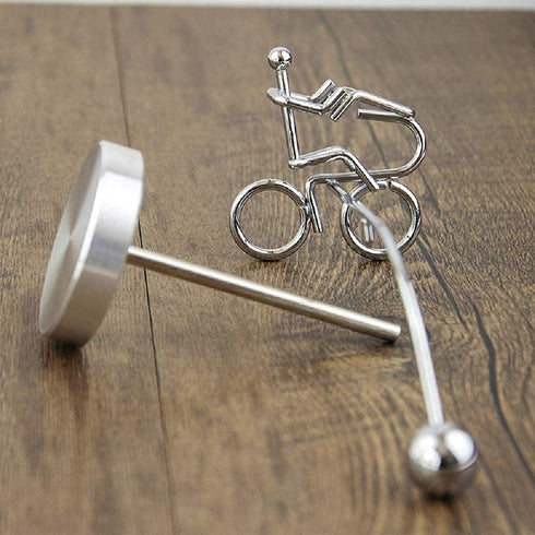 Steel Balance Toy, Kinetic Art Tumbler Toy for Decompressive Science Psychology Home Office Desk Decor