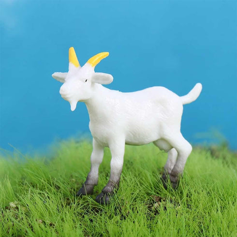 5pcs DIY Farmland Worker Miniatures Playset with Horse, Cow, Sheep, Duck, and Farm Keepers