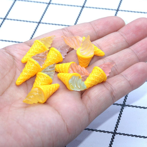 Miniature Food Drink Bottles Pretend Play Kitchen Game Party Toys (10 Bottles + 10 Random Foods)