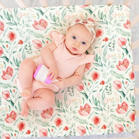 FIGEPO 4 Pack Pack Set Pack Baby Girl N Play Mini Crib Sheets Soft Fitted Floral Theme Baby Girl Mattress Covers