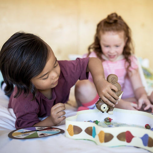Educational Insights The Sneaky, Snacky Squirrel Board Game - Educational Games for Kids Ages 3+
