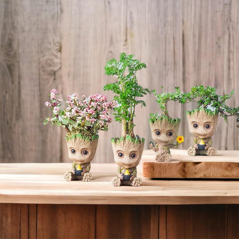 Mini Groot Figurine, Miniature Model Home Accessories, Decompression Artefact for Kids