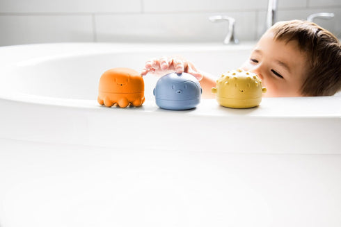 Ubbi Muted Color Bath Squeeze Toys, Baby Bath Accessory Water Toys for Toddler Bath Time Play