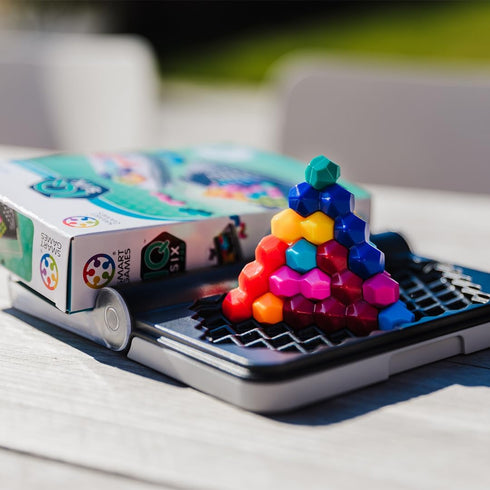 SmartGames IQ Six Pro Travel Game - Skill-Building Brain Teaser for Kids and Adults, 120 Challenges