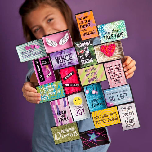 Craft-tastic Inspire Poster Kit, Design a One-of-a-Kind Freeform Poster for Ages 8+