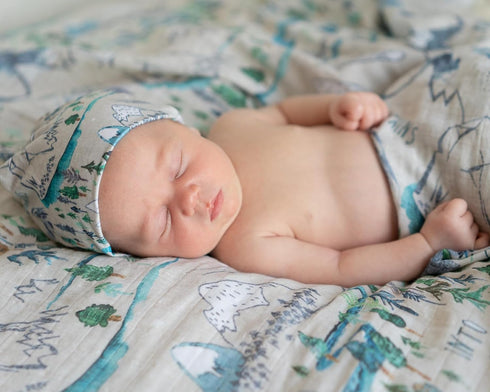 Miaoberry Mountain Baby Organic Muslin Swaddle Blankets for Baby Boy with Hat and Wooden Hello World Newborn Sign