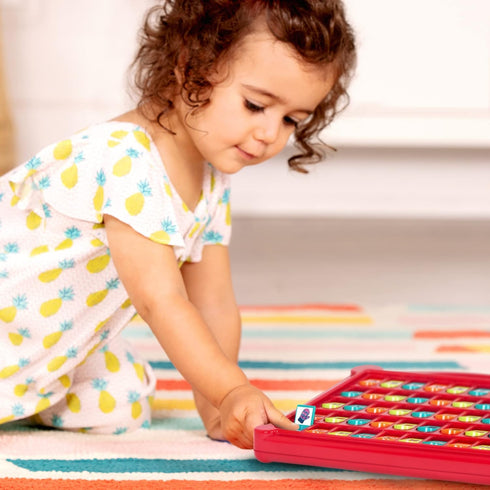 Battat French Alphabet Toy for Learning, 50 Pop-Up Flaps, Educational Toy for Toddlers 3 Years+, Alphabet Cache-Cache