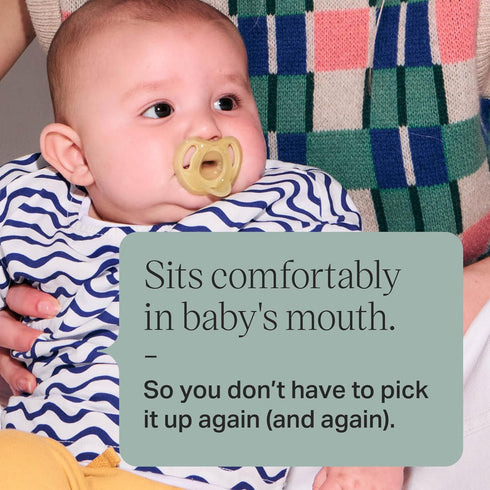 Tommee 18-36 Symmetrical Pack 4 Tippee Ultra-Light Silicone Pacifier, Months, One-Piece Design, BPA-Free Silicone