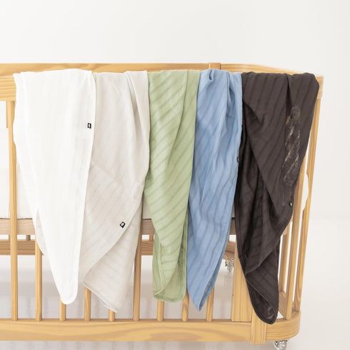 Soft & Breathable Bamboo Muslin Swaddle Blanket for Babies - Cloud Design