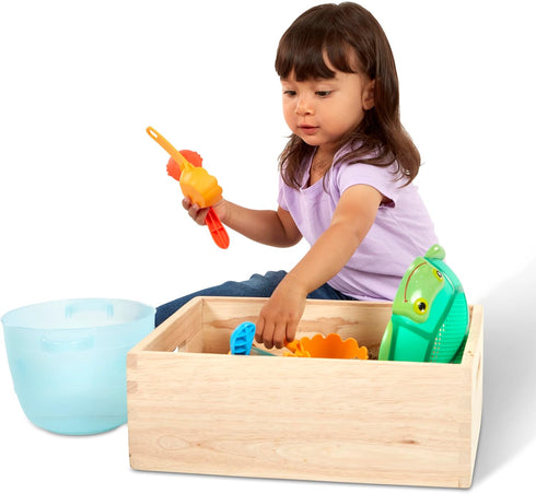 Melissa & Doug Sunny Patch Seaside Sidekicks Sand Baking Set - Beach Toy for Kids Ages 3+