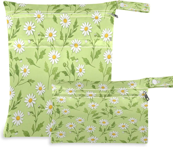 Burbuja Daisies in Green Wet Dry Bags for Baby Cloth Diaper 2 Pack,