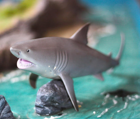Gemini&Genius Great White Shark Toy, Realistic Action Figure for Kids Birthday Party and Bath Play