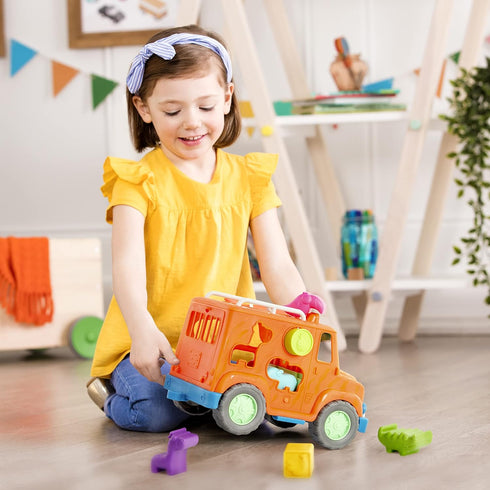 Battat Wonder Wheels Shape Sorter Toy Truck, 9Pc Developmental Toy for Kids, Animal & Fruit Shapes, Recyclable Materials