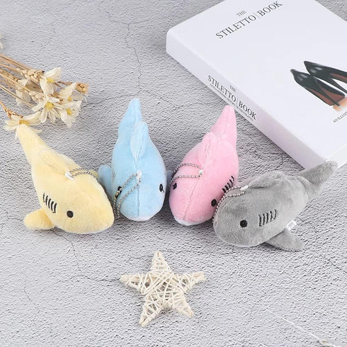 Cute Shark Plush Keychain, Mini Stuffed Animal Soft Shark Plush Toys for Backpack