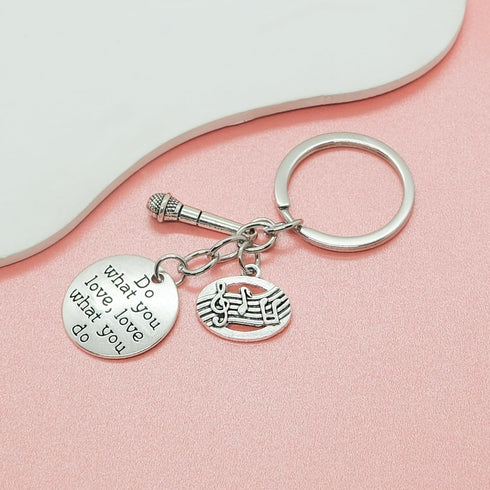 20PCS Microphone Keychain Musical Instrument Keychain, Inspirational Gift for Music Teacher Student Musicians