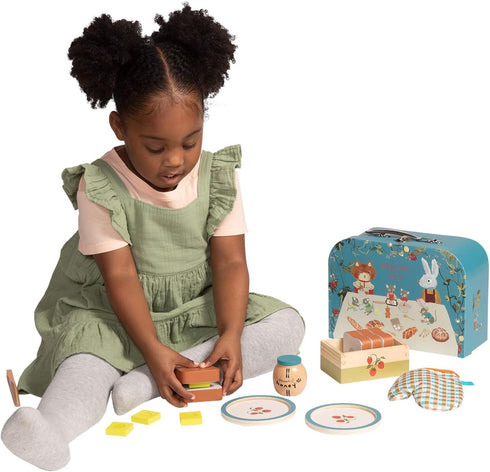 Manhattan Toy Forest Tales 17-Piece Pretend Bread Baking and Serving Set with Carrying Case for Kids