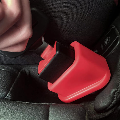2-Pack Buckle Holder Compatible with Baby Seat, Keeps Buckle in Upright Position for Easier Buckling (Red, Regular)