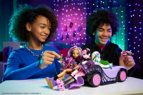 Monster High Toy Car, Ghoul Mobile with Pet & Cooler Accessories, Purple Doll-Sized Convertible
