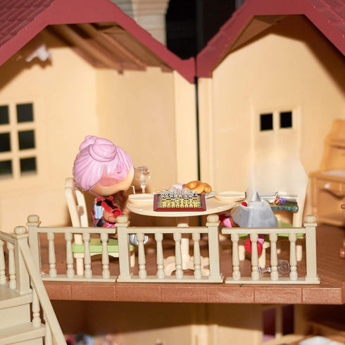 1:12 Set Skylety Dollhouse Miniature International Chess Mini Chess with Board Miniature Board Games Model Gold