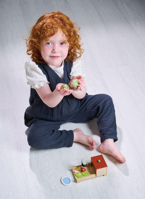 Set 10 Set Mummy Set 3+ Tender Leaf Toys - Tortoise Pet - Piece Wooden Animal Play with and Baby Tortoise, House
