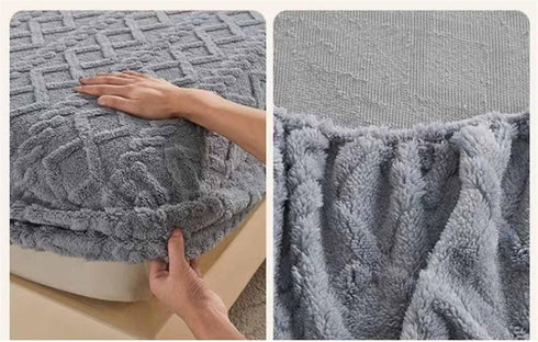 UFAGFDA Magic Velvet Mattress Cover - Lyvara Luxury Mattress Covers | Soft Cotton Bedspread | Non-Slip | Dust Cover