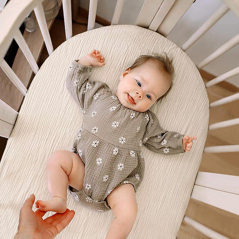 lulumoon Baby Muslin Bassinet Sheets: Cotton Bassinet Sheets Neutral for Boys and Girls - Fitted for Oval Rectangle