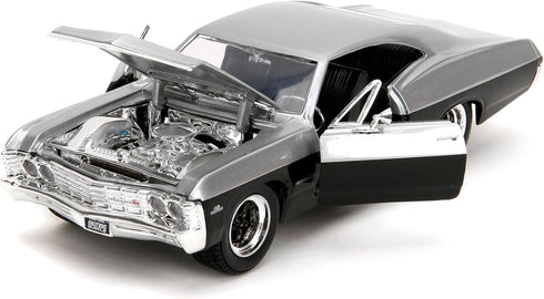 1:24 1967 Jada Toys Bigtime Muscle Chevrolet Impala SS Opening Doors, Hood, Trunk, Rubber Tires(Candy Silver/Black)