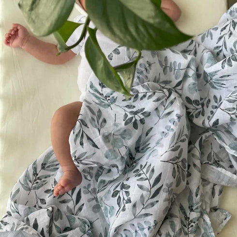 Miaoberry Organic Muslin Swaddle Blankets - Matching Hat and Wooden Hello World Newborn Sign, Eucalyptus Photography