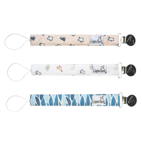 Arctic Wonder Binky Clip