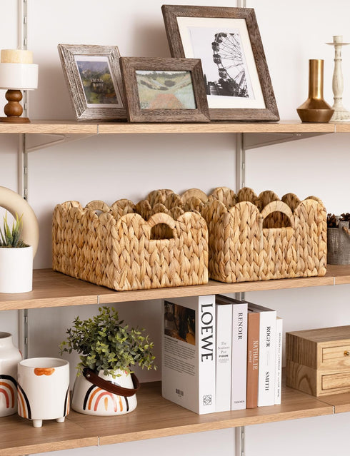 2 Pack StorageWorks Scalloped Edge Wicker Basket, Hand-woven Rattan Baskets with Built-in Handles, Water Hyacinth