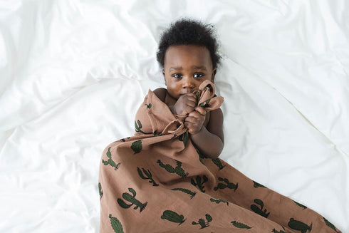 Leyl&Ari Muslin Swaddle Blanket - 100% Organic Cotton Lightweight Receiving Wrap for Infant & Newborn (Cactus, 47X47)