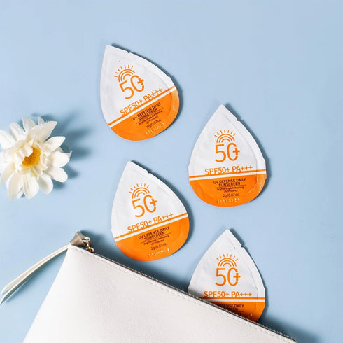 LOTIZUO 50 SPF50 Packets (50 Mini Sunscreen Travel Size Bulk, Pcs Beach Must Haves For Face & Body, Sunscreen Party