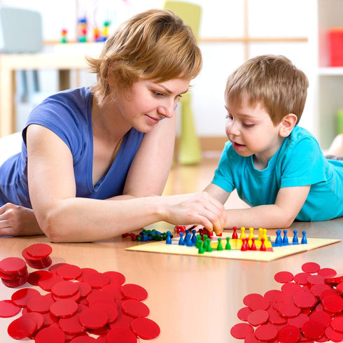 Coopay 300 Pieces Plastic Learning Counters, Bingo Chip Counting Discs for Math Practice and Poker Chips (Red Style 1)