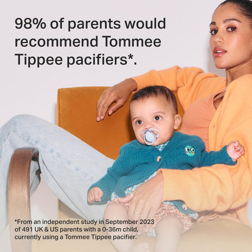 Tommee 6-18 Symmetrical Pack 6 Tippee Night Time Pacifier, Months, Silicone Baglet, BPA-Free Binkies, Glow in The Dark