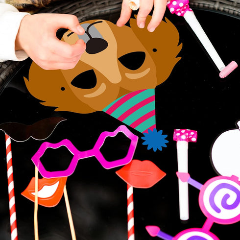 12 Pieces Dog Birthday Masks and Garland - Funny Paper Masks for Dog Theme Party Decoration
