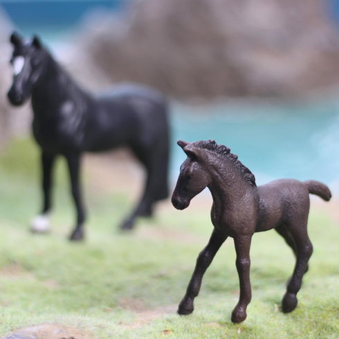 Gemini&Genius Horses Toy for Kids, Farm Horse Animal Playset with Stallion and Horse Cub Family Action Figures