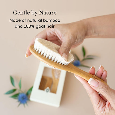 Natural Goat Hair Cradle Cap Brush with Bamboo Handle for Baby Care