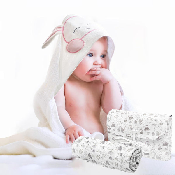 Baby Gift Set Newborn Gift Bag for Girls and Boys Welcome Bundle