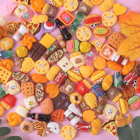 DULEFUN 100pcs Miniature Foods Drink Bottles Toys, Mixed Mini Resin Food Drinks Figures Pretend Play Kitchen Game Party