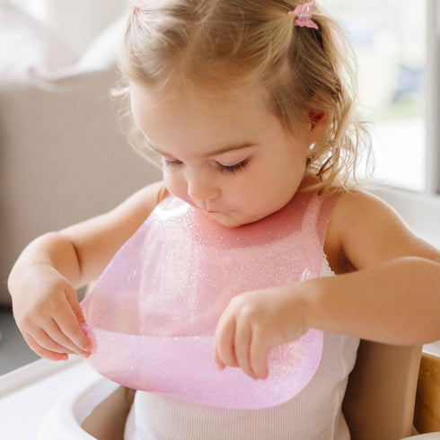 Magnetic Silicone Baby Bib Waterproof, Dishwasher Safe, BPA Free Food-Grade, Feeding Bib for Infants and Toddlers
