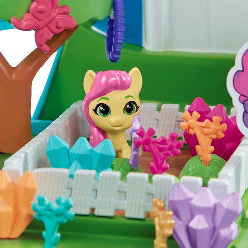 My Little Pony Mini World Magic Epic Crystal Brighthouse Toy - Buildable Playset with 5 Collectible Figures