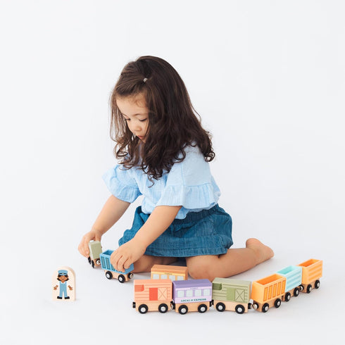 Set 10-Piece 2 3 4 Pearhead Wooden Train for Toddlers Magnetic Train Cars, FSC-Certified Wood, Montessori STEM Toy
